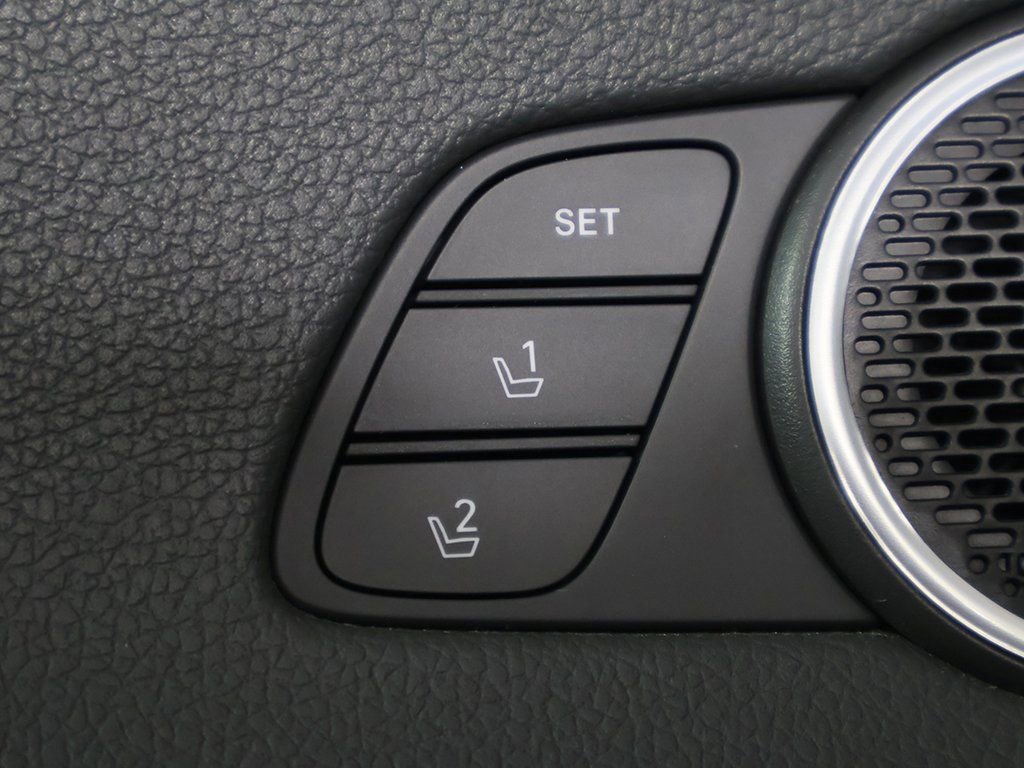 Certified 2023 Hyundai Sonata Limited w/ Cargo Package image 41