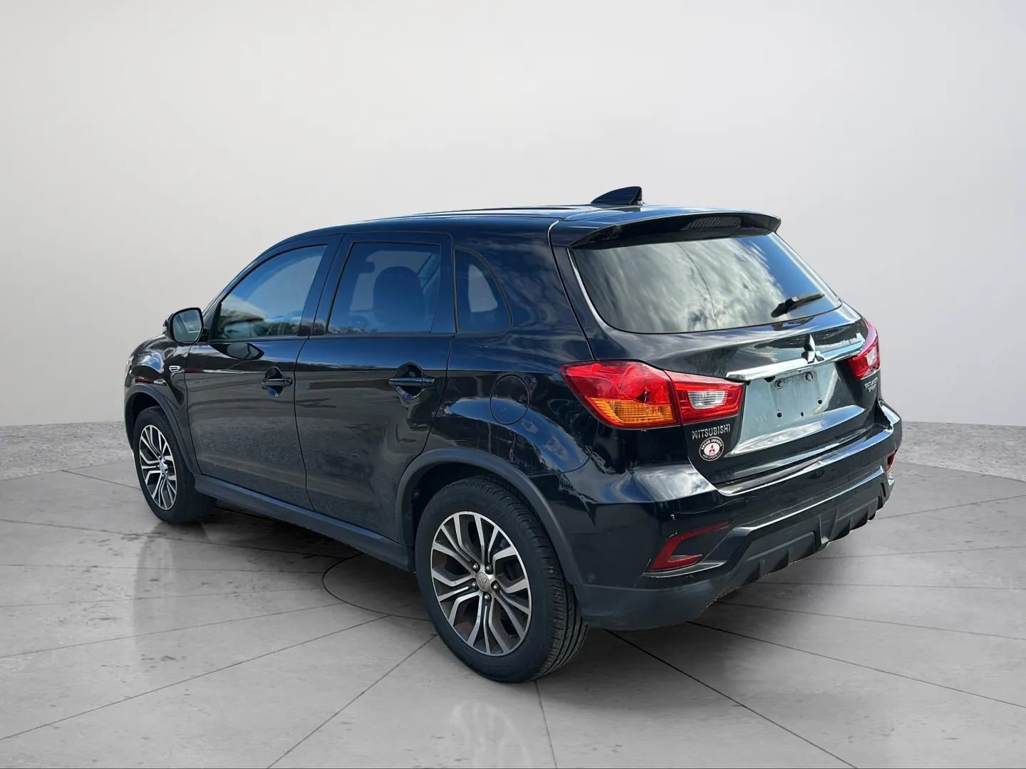 Used 2018 Mitsubishi Outlander Sport LE image 15