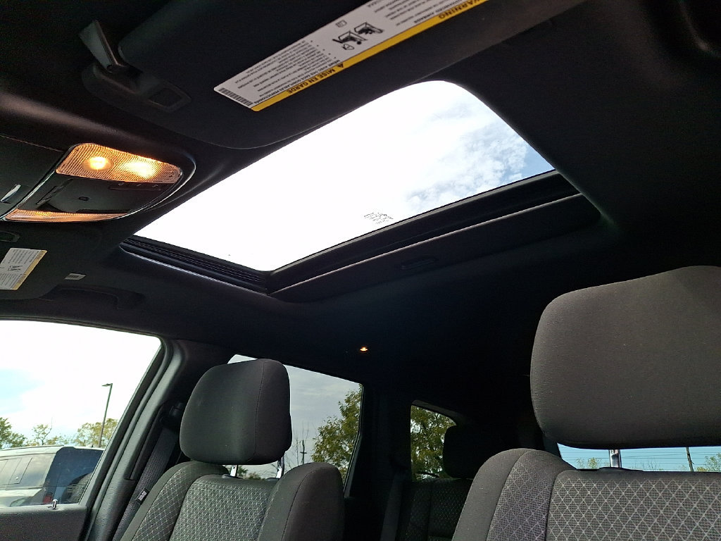 Used 2021 Jeep Grand Cherokee Laredo AWD/4WD image 16
