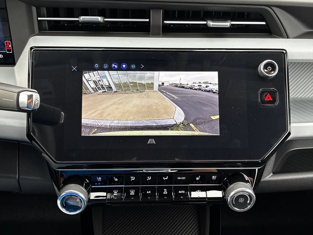 New 2027 Chevrolet Bolt LT w/ Comfort Package FWD image 19