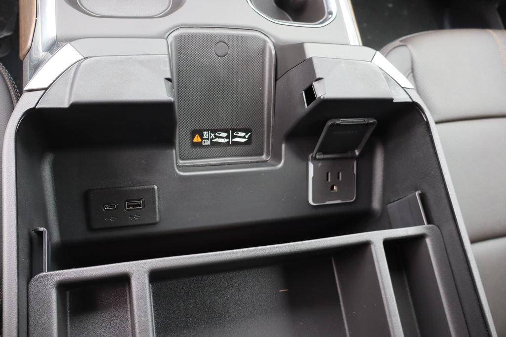 New 2026 Chevrolet Silverado 1500 High Country AWD/4WD image 7