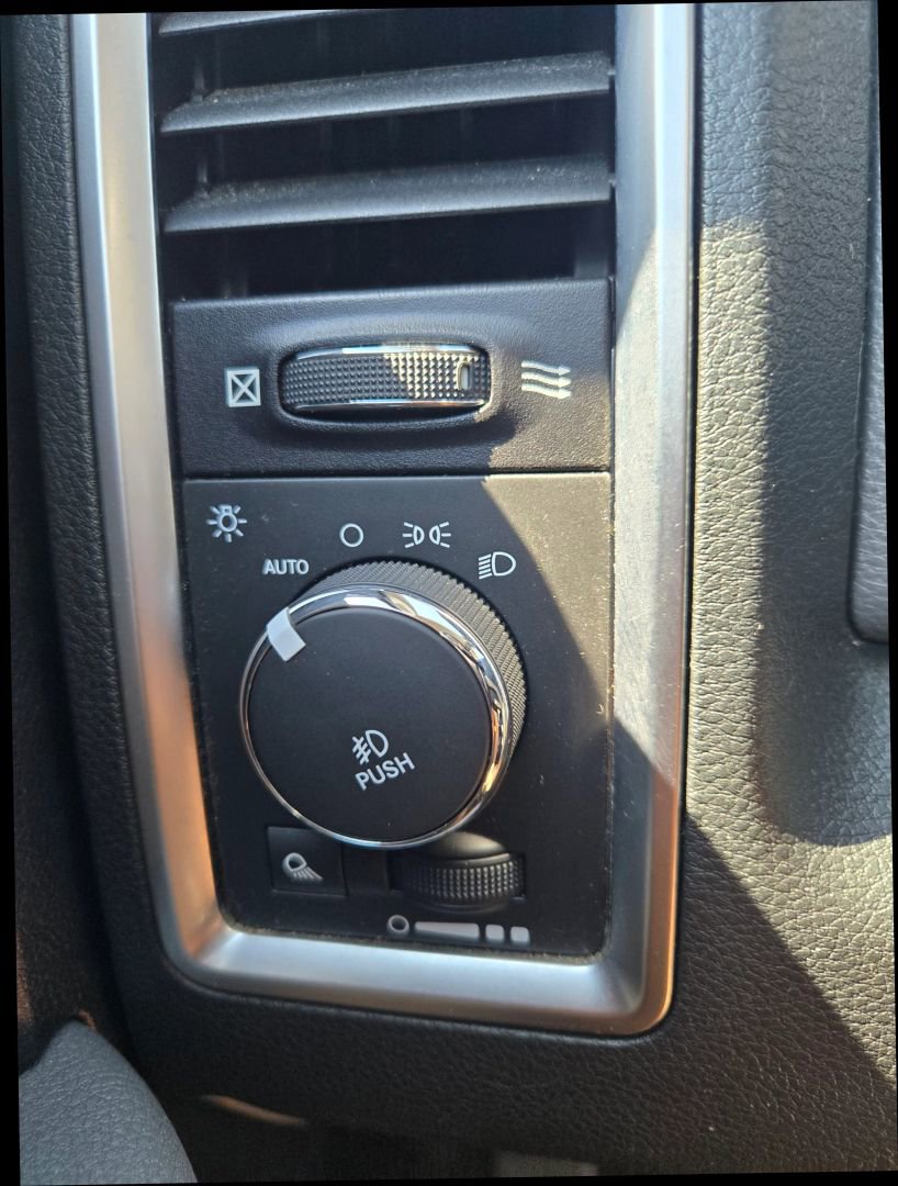 Used 2016 RAM 1500 Big Horn image 24