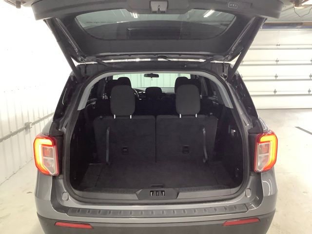 Used 2021 Ford Explorer XLT w/ Class III Trailer Tow Package image 5