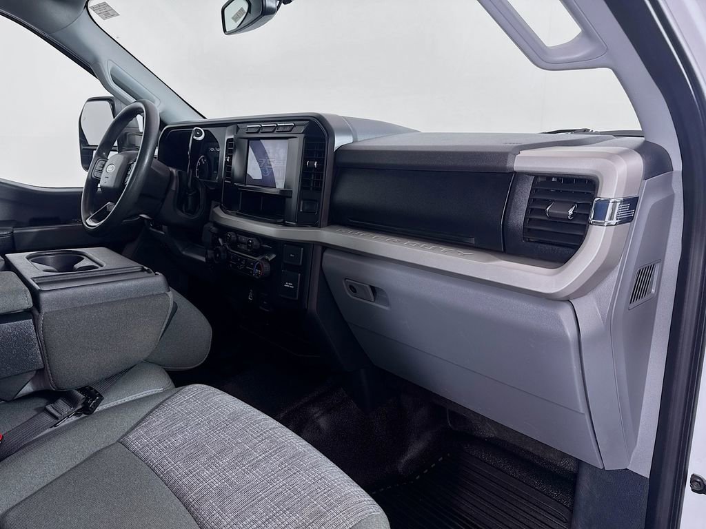 Used 2023 Ford F350 XLT w/ 360-Degree Camera Package image 26