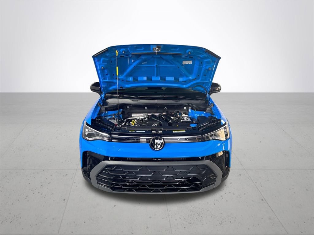 Certified 2025 Volkswagen Taos SE image 22