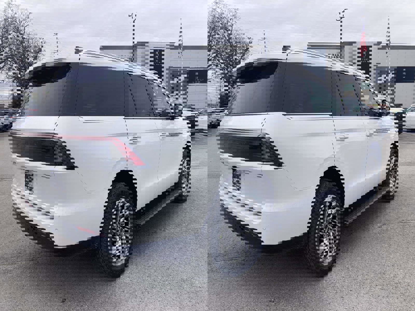 New 2025 Lincoln Navigator Reserve image 3