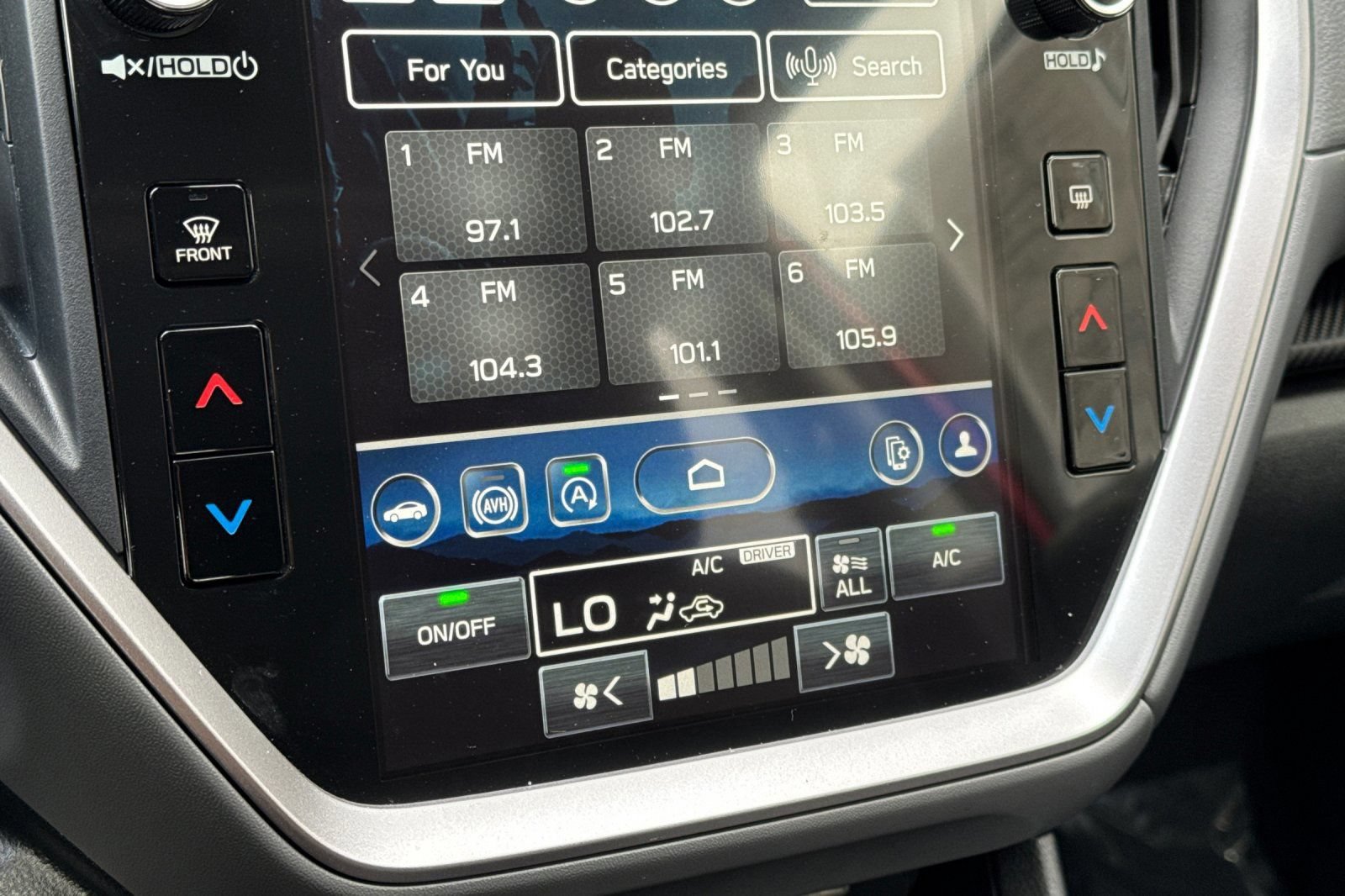 Certified 2025 Subaru Crosstrek 2.5i Premium AWD/4WD image 23