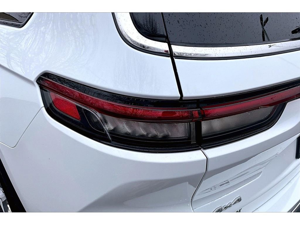 Used 2025 Jeep Grand Cherokee L Laredo w/ Luxury Tech Group I image 34