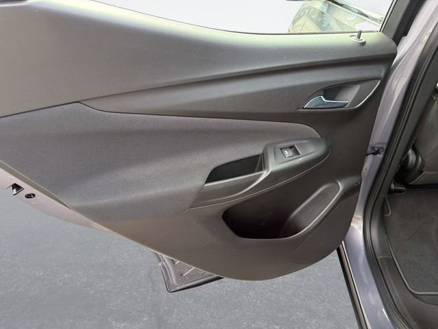 Used 2022 Chevrolet Bolt EUV LT w/ Driver Confidence Package FWD image 13