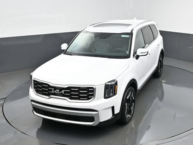 Used 2025 Kia Telluride S AWD/4WD image 24