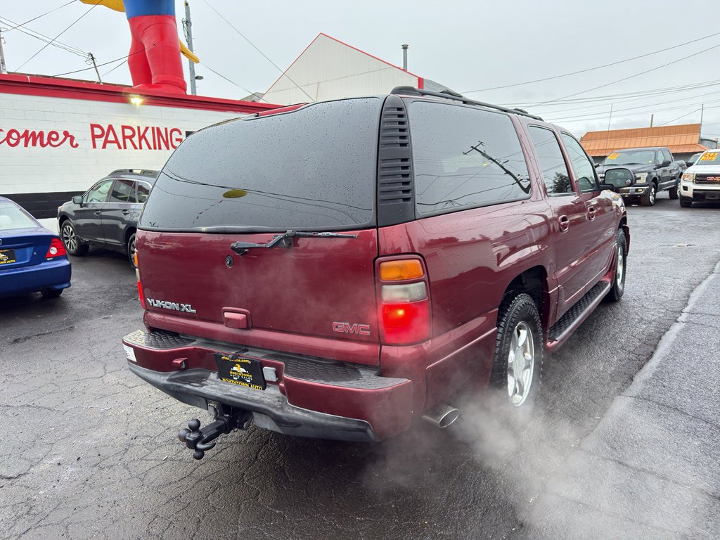 Used 2001 GMC Yukon XL Denali image 5