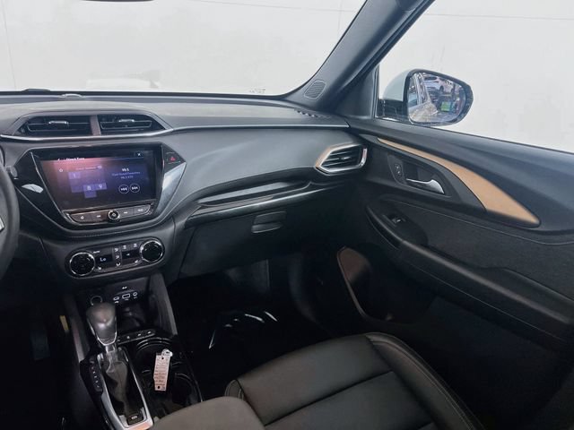 Used 2022 Chevrolet TrailBlazer ACTIV w/ Sun and Liftgate Package FWD image 19
