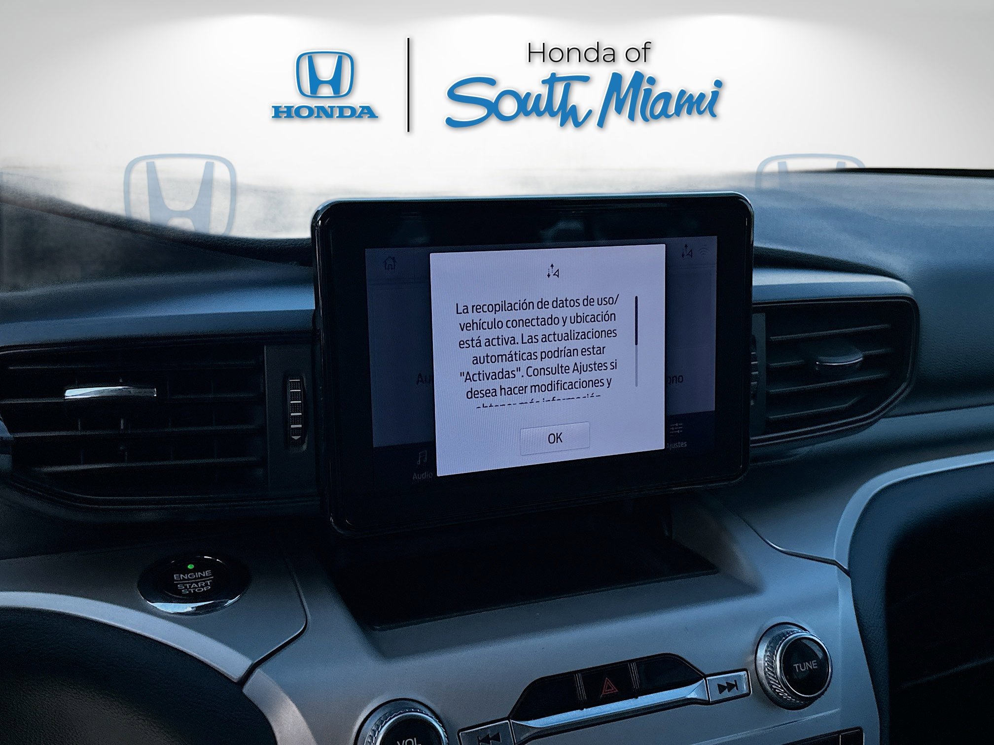 Used 2021 Ford Explorer XLT image 12