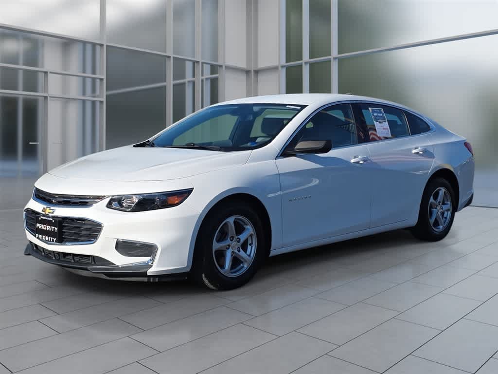 Used 2017 Chevrolet Malibu LS w/ LPO, Convenience Package 2 FWD image 1