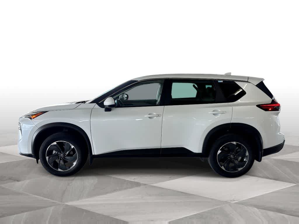 Used 2024 Nissan Rogue SV FWD image 5