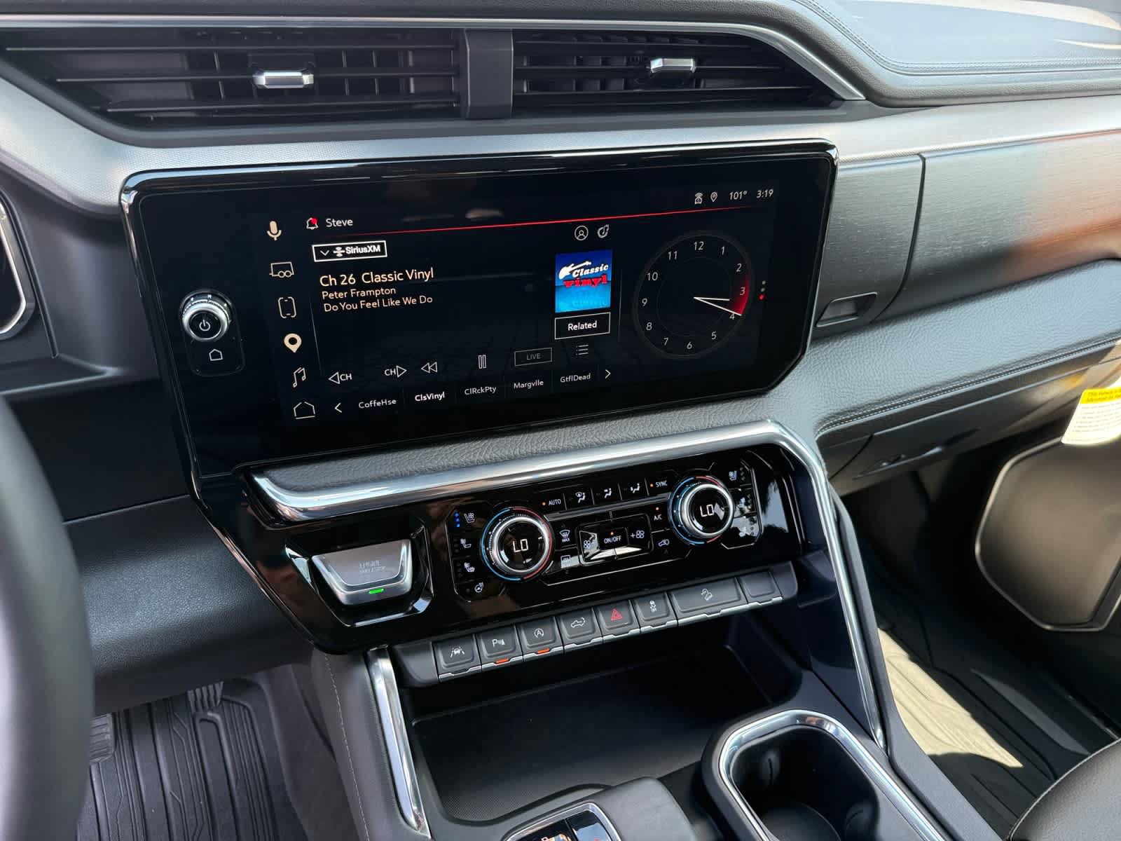 Used 2026 GMC Sierra 1500 Denali AWD/4WD image 18