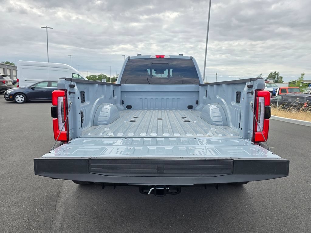 Used 2026 Ford F450 Platinum AWD/4WD image 32