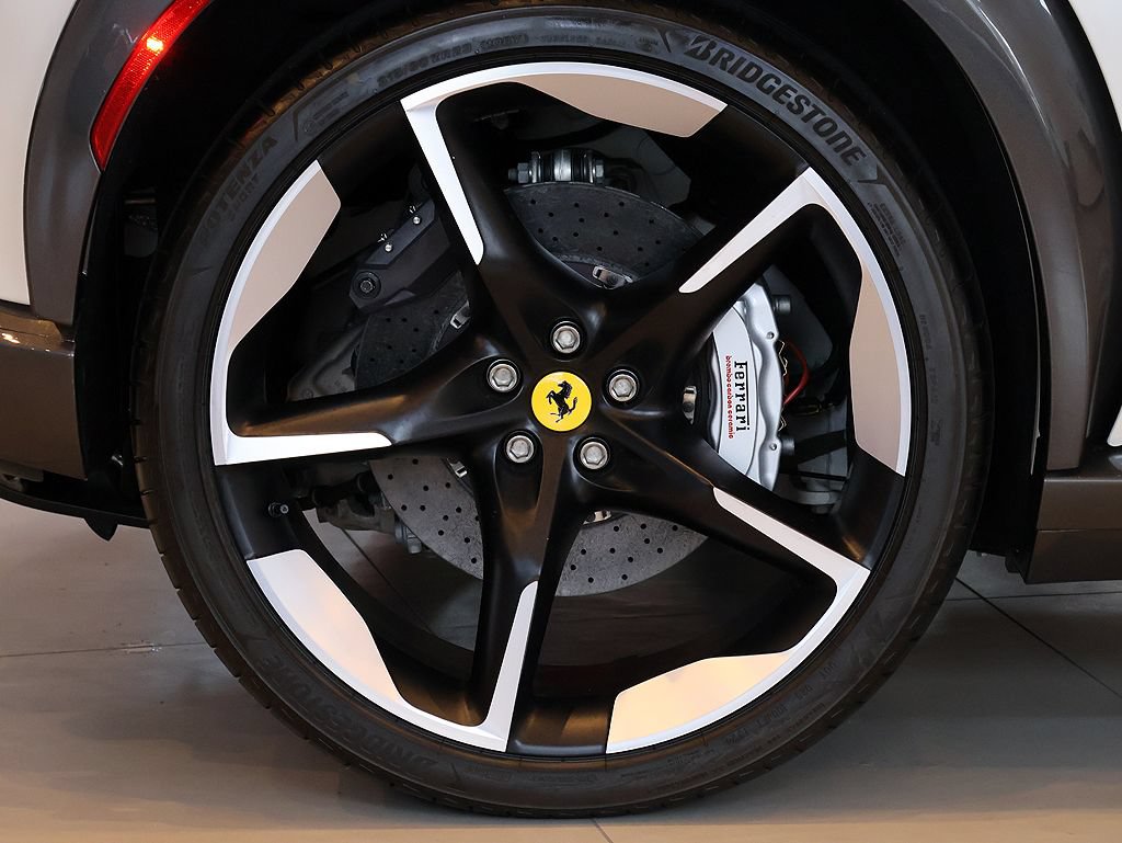 Certified 2025 Ferrari Purosangue AWD/4WD image 23