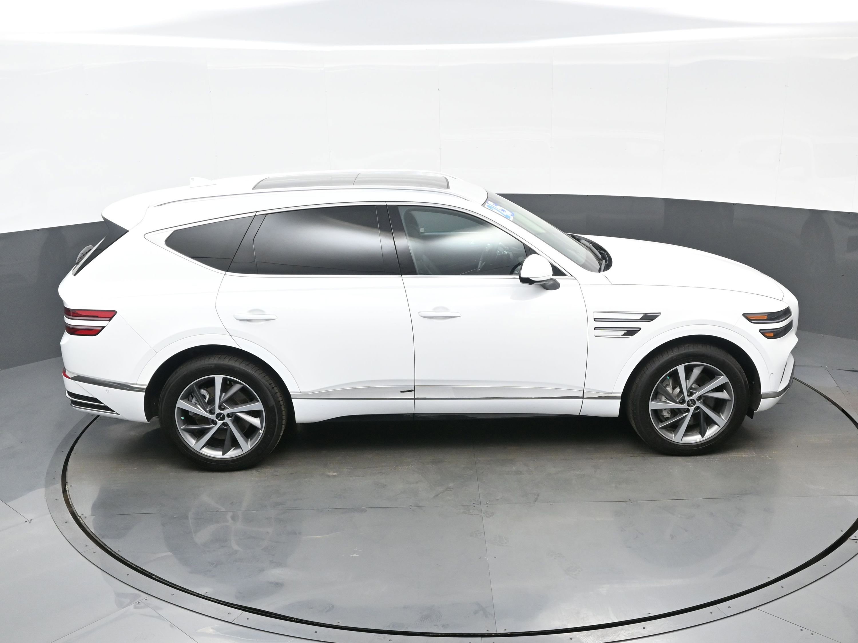 Certified 2025 Genesis GV80 2.5T Advanced image 45