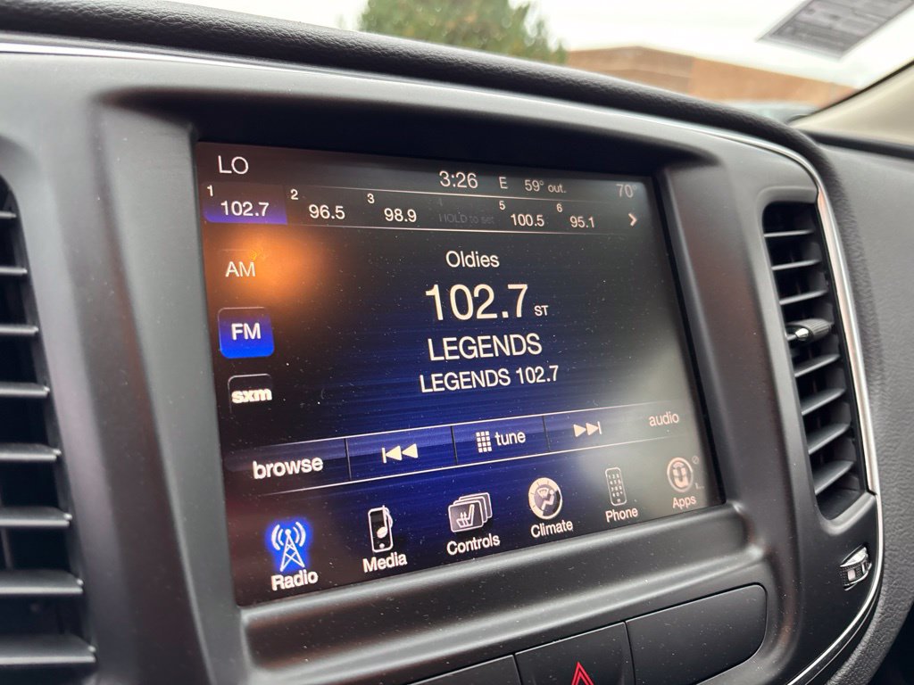 Used 2015 Chrysler 200 Limited w/ Convenience Group FWD image 23