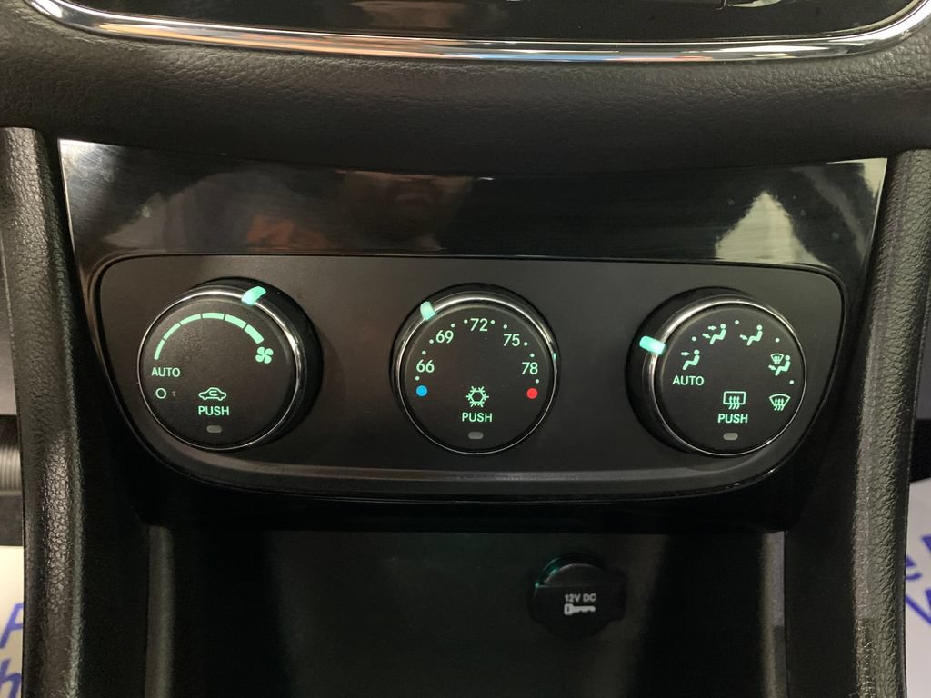 Used 2014 Chrysler 200 Touring w/ 200 S Group FWD image 26