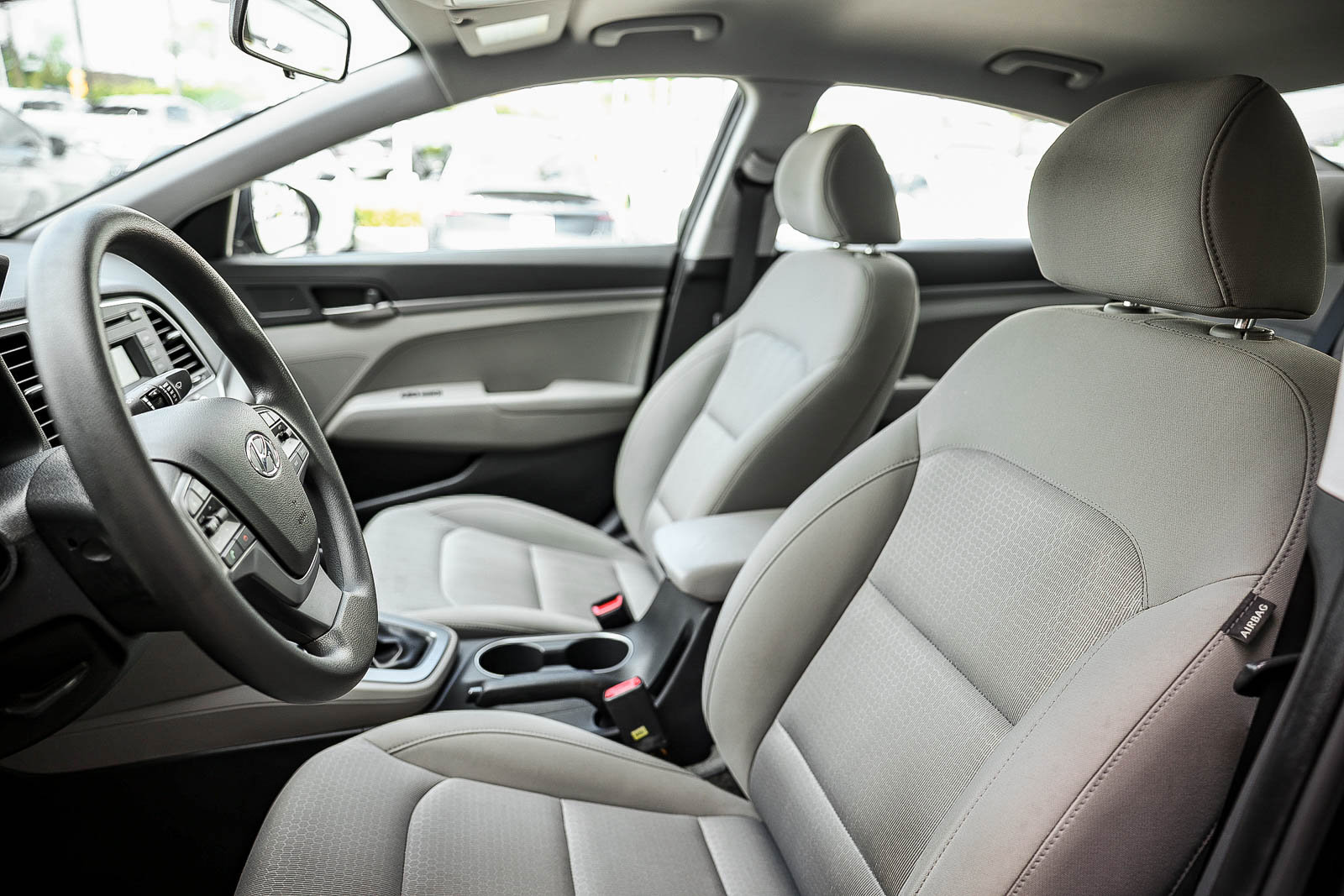 Used 2017 Hyundai Elantra SE image 22