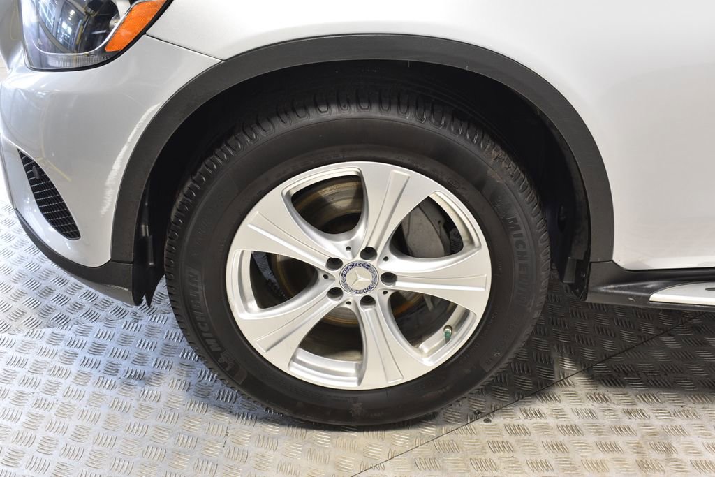 Used 2017 Mercedes-Benz GLC 300 GLC 300 image 35