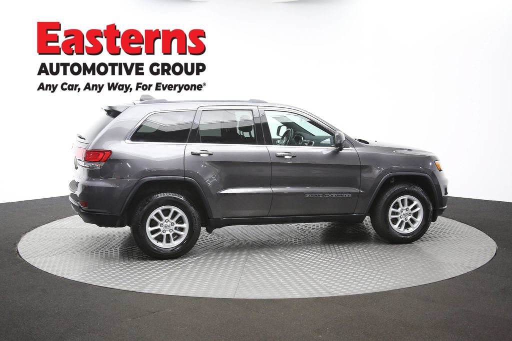 Used 2020 Jeep Grand Cherokee Laredo AWD/4WD image 42
