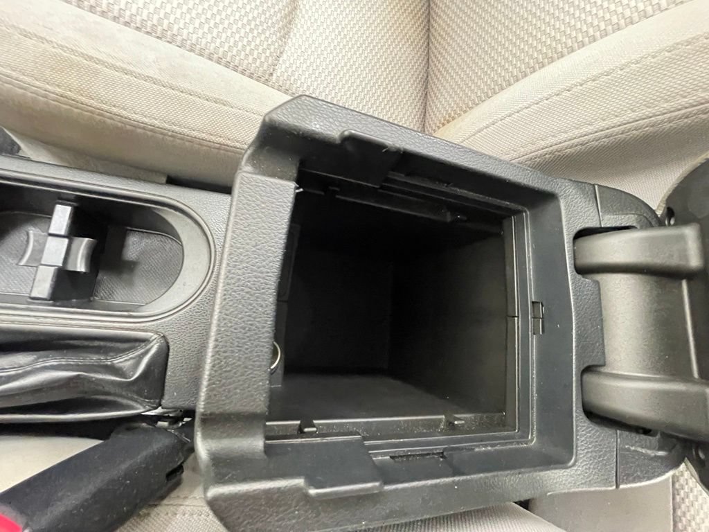 Used 2014 Subaru Forester 2.5i AWD/4WD image 14