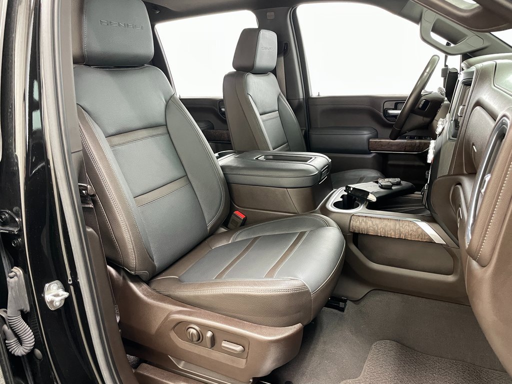 Certified 2022 GMC Sierra 2500 Denali w/ Denali Ultimate Package image 44