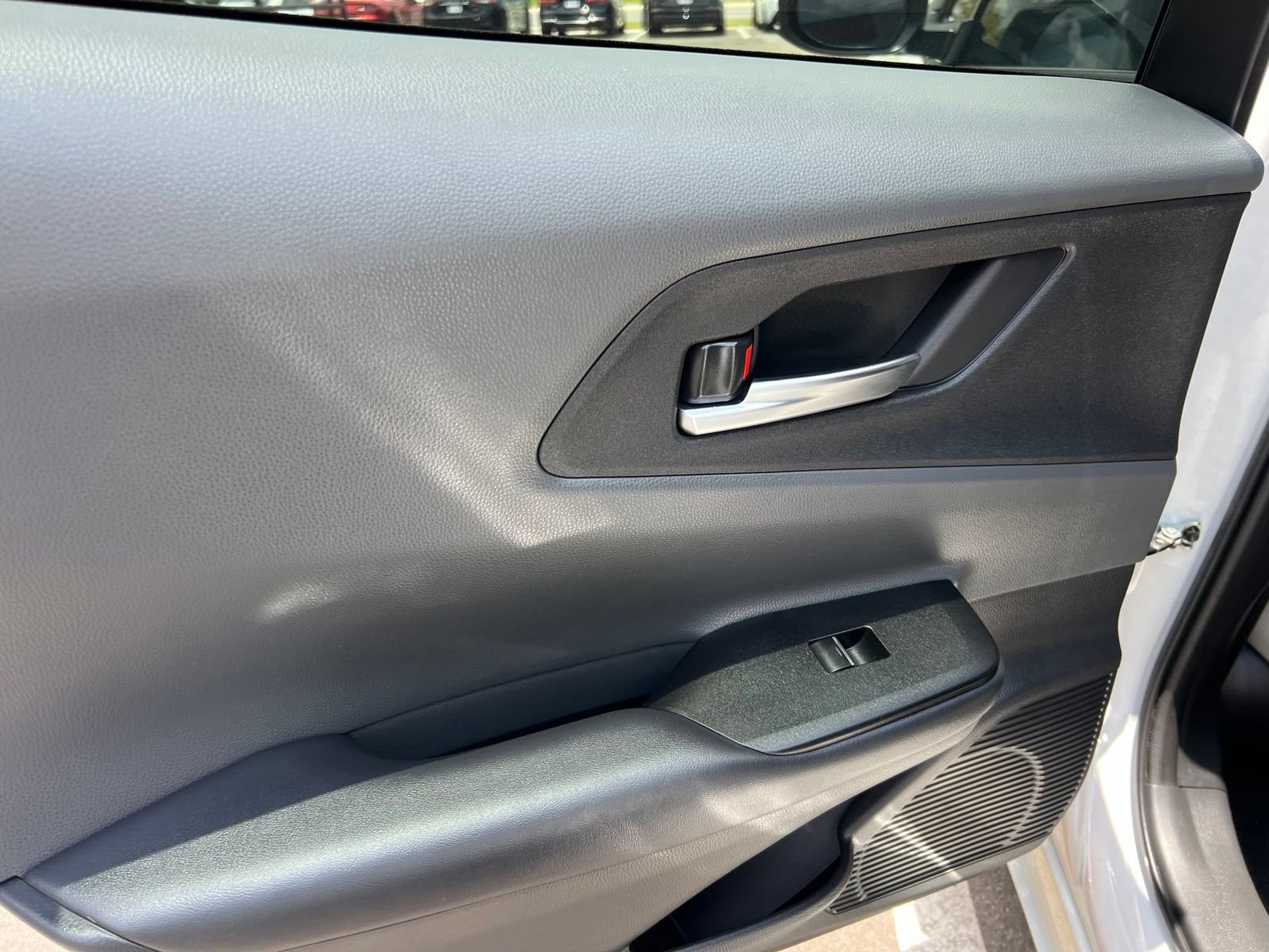 Used 2025 Toyota Prius Limited FWD image 47