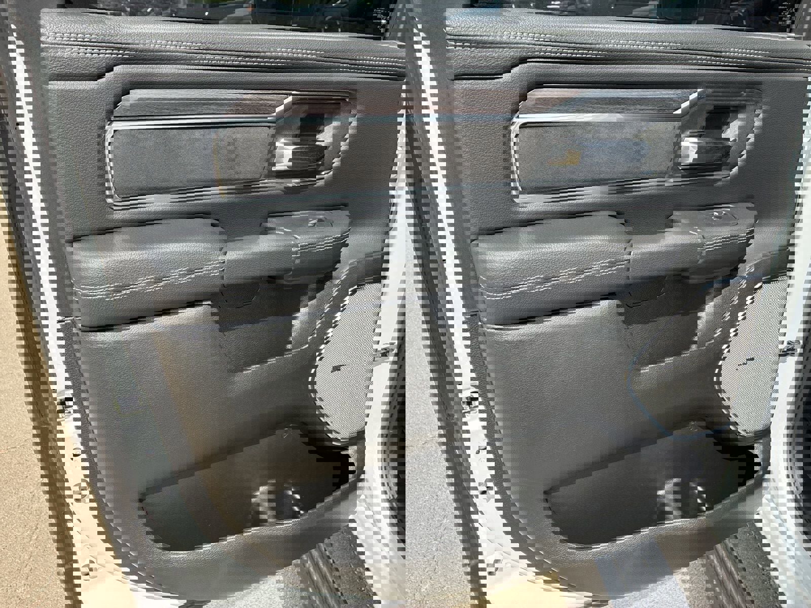 New 2026 RAM 1500 Laramie w/ Night Edition image 27