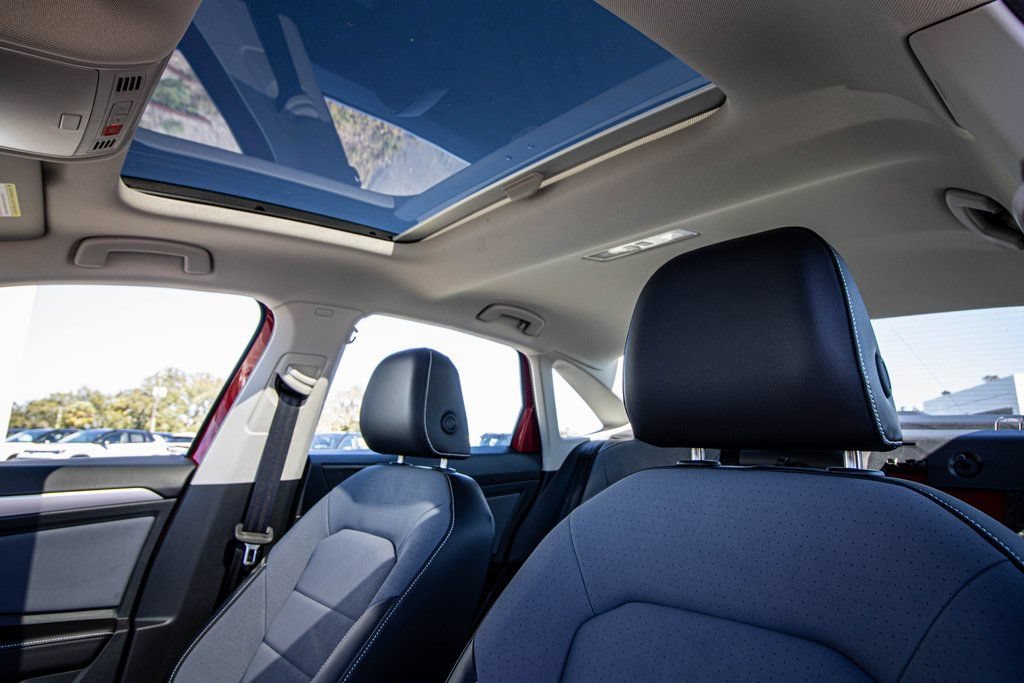 New 2026 Volkswagen Jetta SE FWD image 42