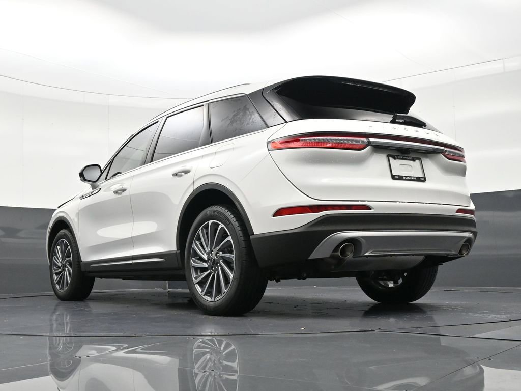 Used 2023 Lincoln Corsair Reserve image 24