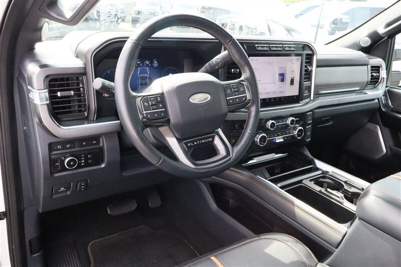 Used 2023 Ford F350 Platinum AWD/4WD image 19