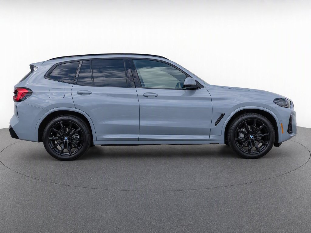 Used 2024 BMW X3 xDrive30i w/ Premium Package AWD/4WD image 7