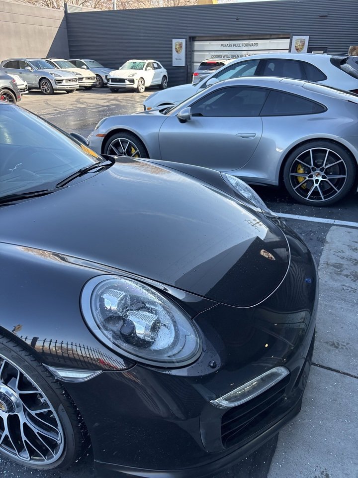 Used 2014 Porsche 911 Turbo S image 22