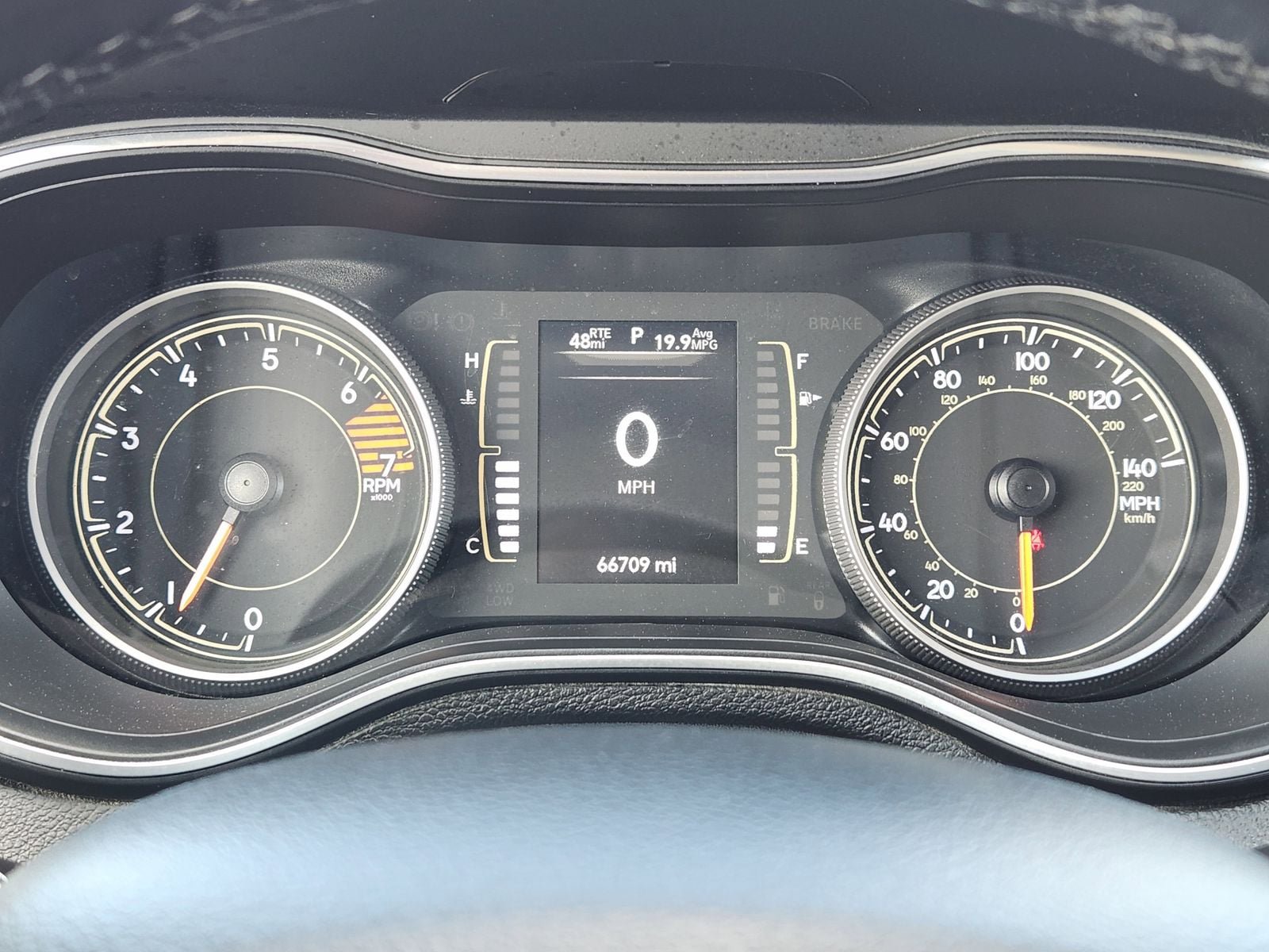 Used 2021 Jeep Cherokee Latitude Plus image 23