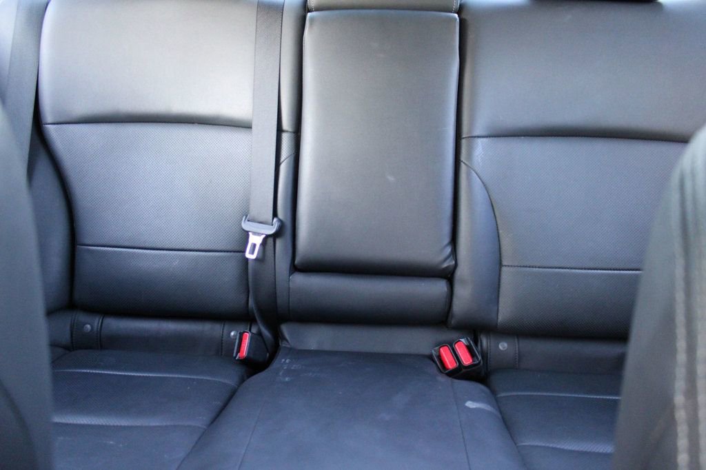 Used 2016 Subaru Legacy 2.5i Limited image 17