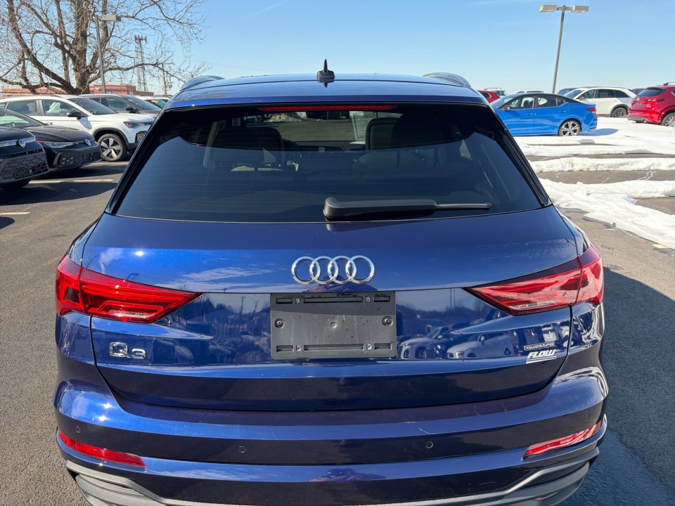 Used 2025 Audi Q3 2.0T Premium Plus w/ Premium Plus Package image 14