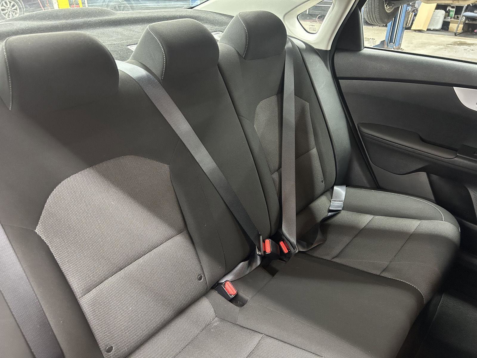 Used 2023 Kia Forte LXS w/ LXS Technology Package image 8