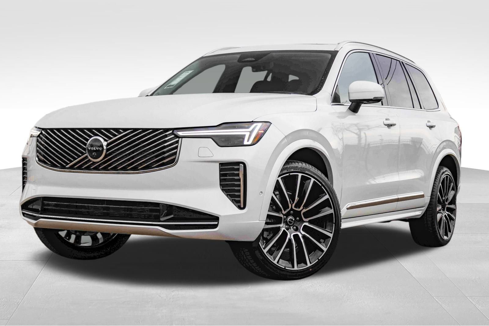 New 2026 Volvo XC90 B6 Ultra w/ Lounge Package