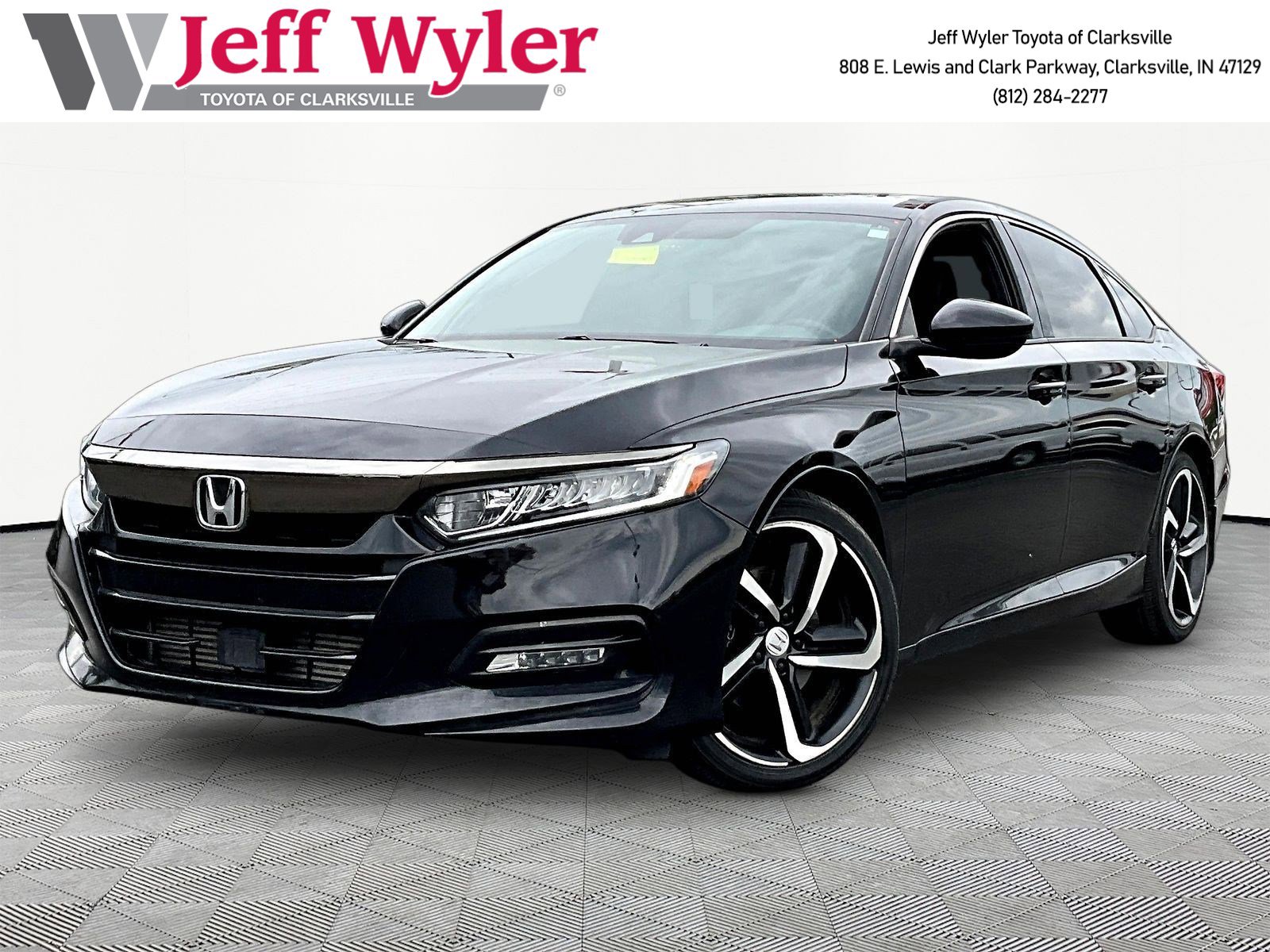 Used 2019 Honda Accord Sport image 1