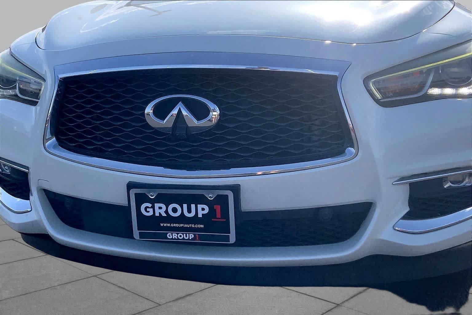 Used 2019 INFINITI QX60 Luxe w/ Essential Package AWD/4WD image 30