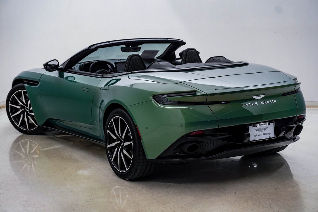 Used 2023 Aston Martin DB11 Volante image 12