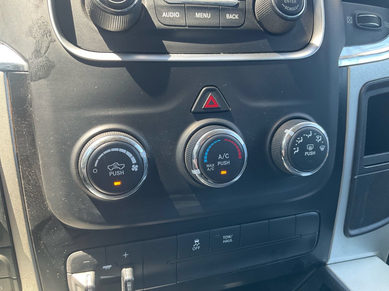Used 2016 RAM 1500 Express AWD/4WD image 17