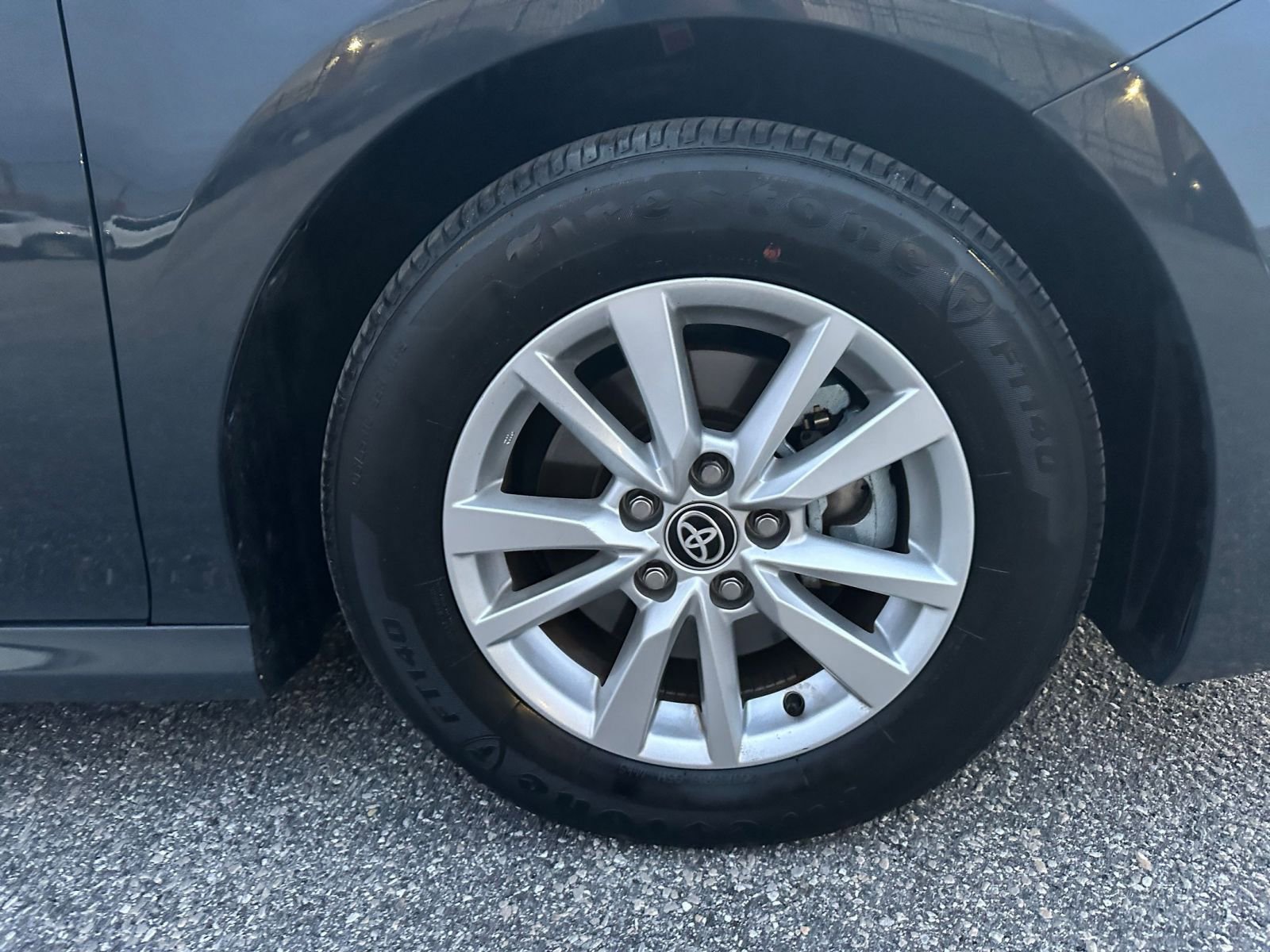 Used 2025 Toyota Camry LE image 29