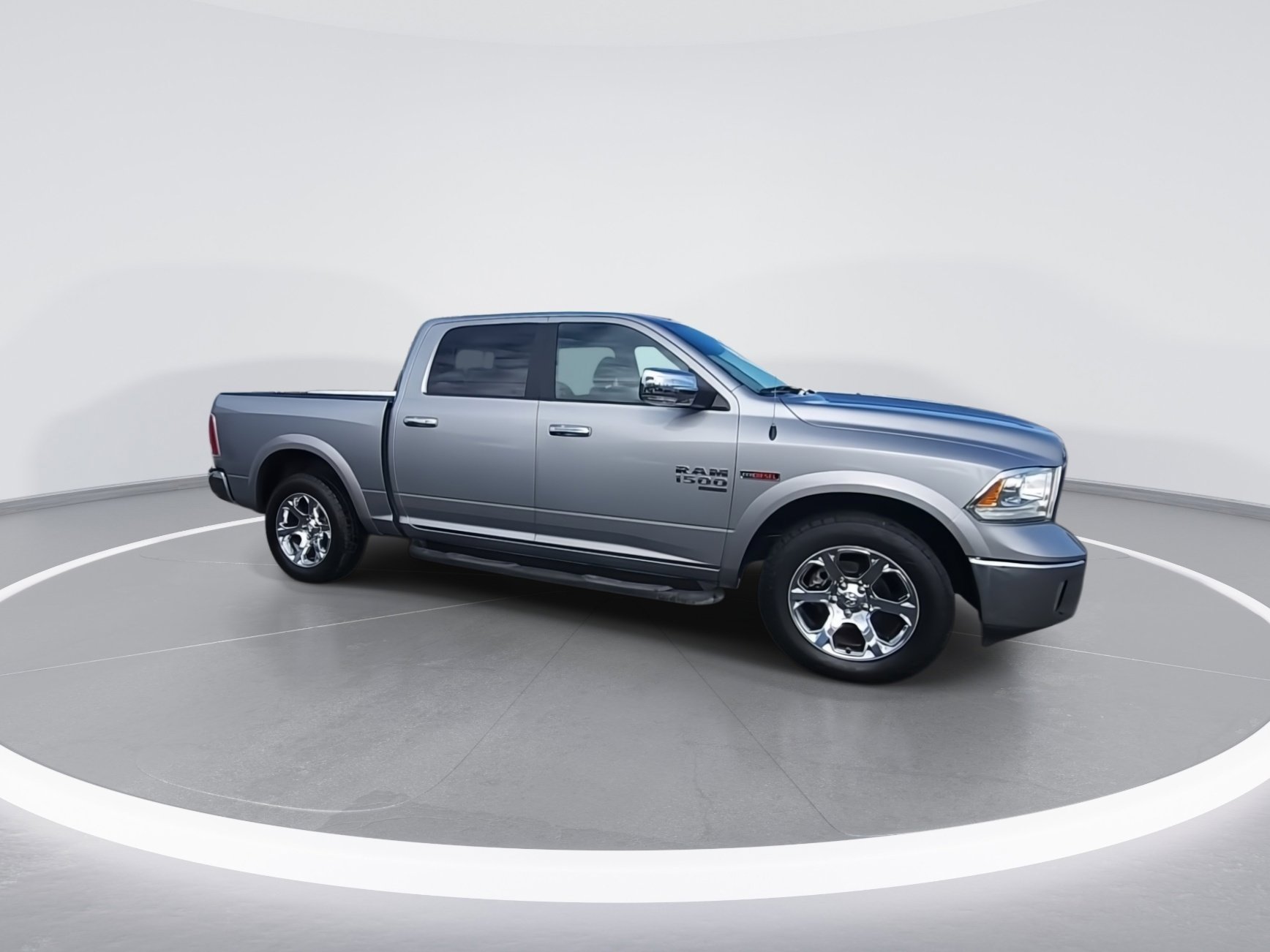 Certified 2019 RAM 1500 Laramie image 2