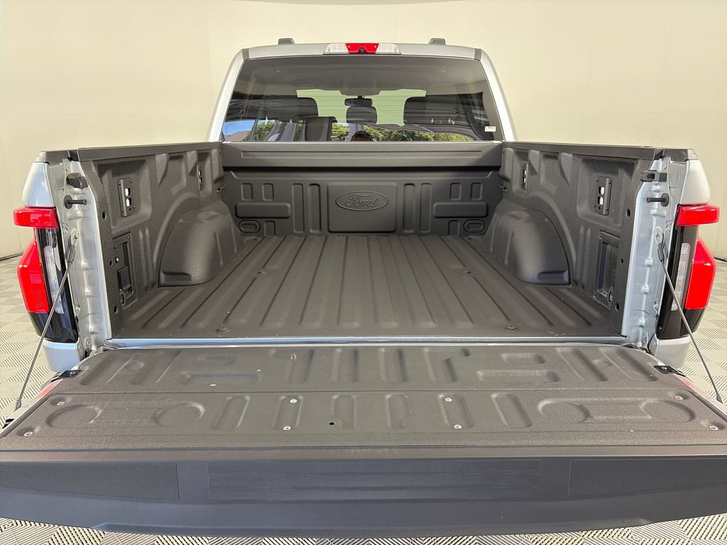 Certified 2025 Ford F150 Lightning XLT AWD/4WD image 27