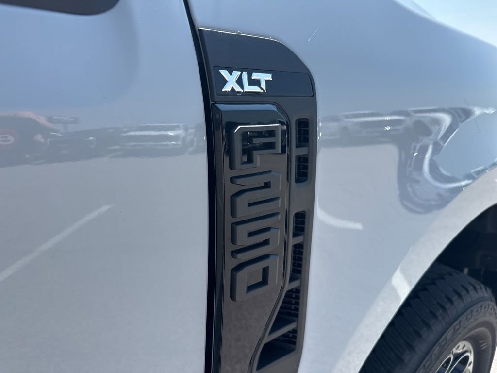 New 2026 Ford F250 XLT w/ XLT Premium Package image 46